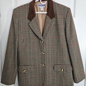 Vintage USA Made Pendleton 100% Wool Womens Blazer Skirt Set. Size 16